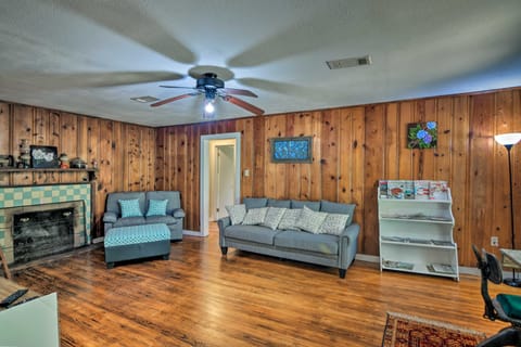 Secluded Baton Rouge Area Hideaway w/ Lawn! House in Mississippi