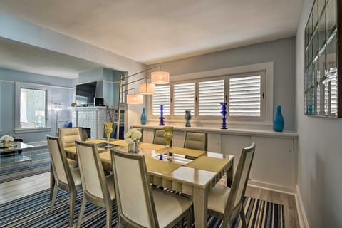 Lake Worth Home w/Shared Pool, Patio & Water Views Apartment in Lake Worth