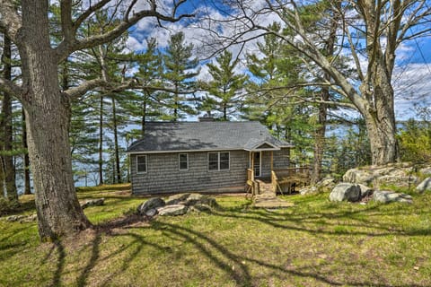 Waterfront Hammond Home w/ Grill + Boat Dock! Cottage in Adirondack Mountains