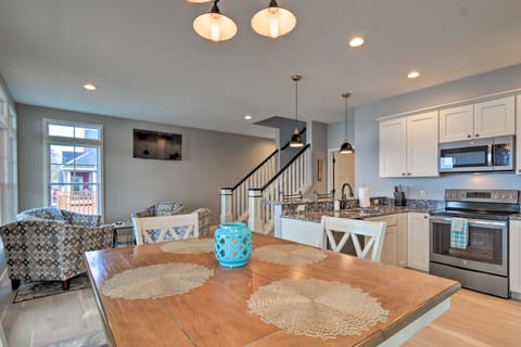 Lakefront Home w/ Dock! 18 M to Caberfae Peaks Cottage in Michigan