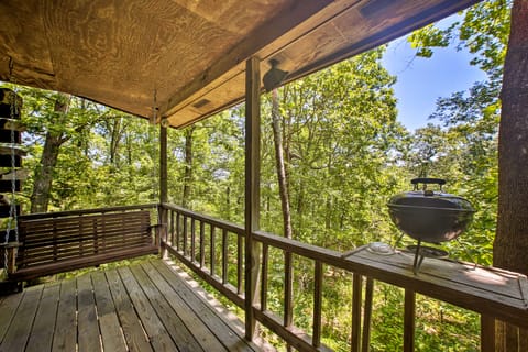 Secluded Studio 1 mi to Thorncrown Chapel House in Eureka Springs