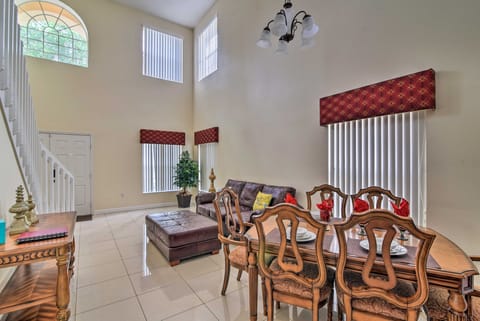 9 Mi to Disney: Family Home w/ Private Pool! House in Four Corners