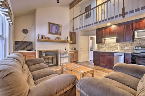 Fireplace & Stream Access: Cozy Grand Lake Retreat Apartment in Grand Lake