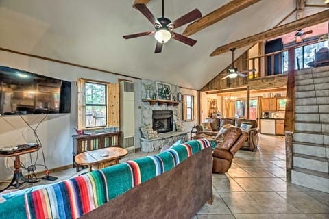 Ruidoso Cabin w/ Deck & Grill - Walk to Town! House in Ruidoso