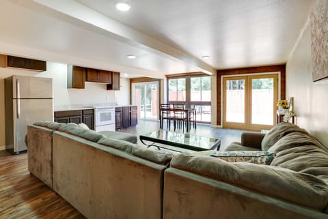 Unique Castro Valley House 30 Mi to San Fran! House in Castro Valley