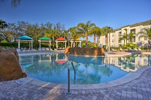 Lake-View Condo w/ Pool Access: 6 Mi to Disney! Apartment in Four Corners