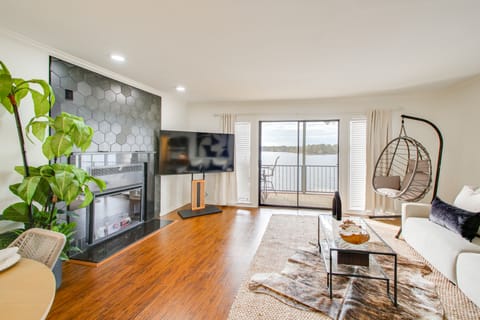 Sunset-View Resort Condo on Lake Hamilton! Apartment in Lake Hamilton