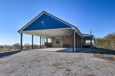 Family Farmhouse on 160-Acre Ranch w/ Hiking Trail House in Indiana