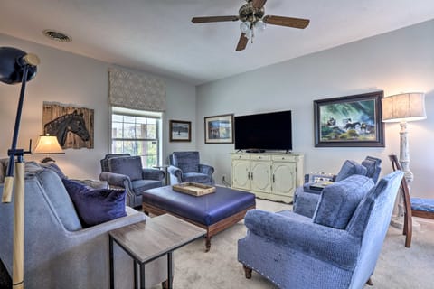 Family Farmhouse on 160-Acre Ranch w/ Hiking Trail House in Indiana