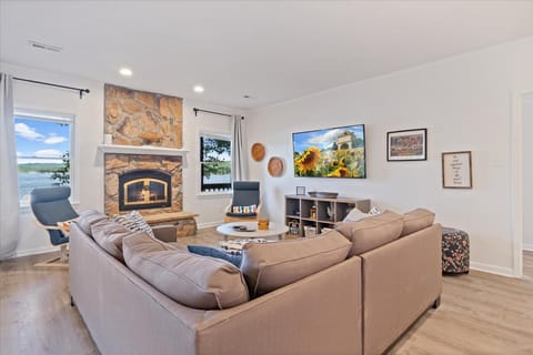 Group Getaway w/ Dock! Lakefront Escape in Stover House in Lake of the Ozarks