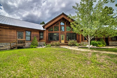 Pagosa Springs Home w/ Patio, Grill & Hot Tub! House in Colorado