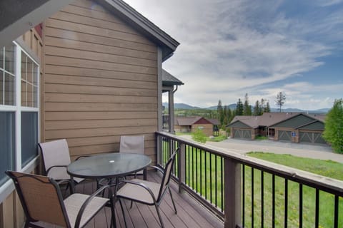 Winter Park Chalet w/ Hot Tub + Free Shuttle! Apartment in Fraser