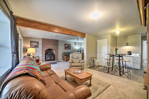 Walkout Apartment w/ Mtn View on Cortez Ranch Apartment in Colorado