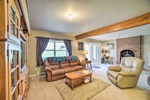 Walkout Apartment w/ Mtn View on Cortez Ranch Apartment in Colorado