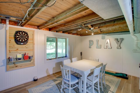 Updated Home w/ Deck: 2 Mi to Sister Bay Beach! Cottage in Door County