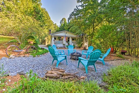 Nottely Lake Home w/ Hot Tub, Dock, Kayaks & Games Cottage in Union County