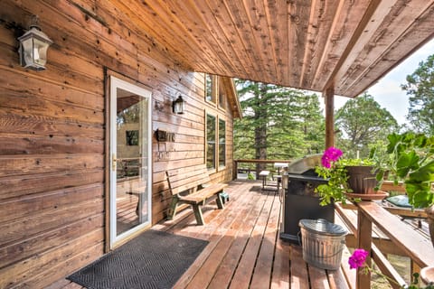 Alto Home w/ Deck & Views ~ 15 Mi to Ski Apache! House in Ruidoso