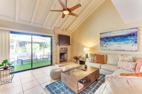 Resort-Style Palm Springs Townhome w/ Pool Access Apartment in Cathedral City