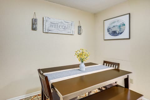 Relaxing Helotes Apt: 7 Mi to UT at San Antonio! Apartment in San Antonio