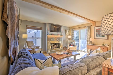 Vail Ski Condo w/ Mtn Views & Shuttle Service! Apartment in Vail