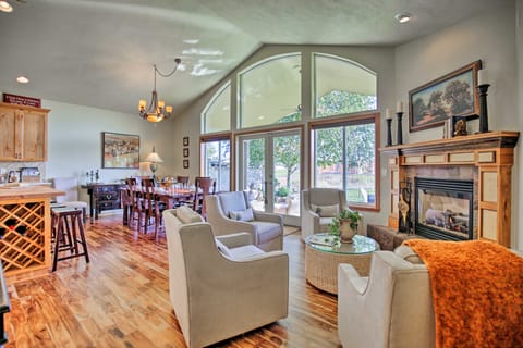 Polished McMinnville House < 2 Mi. from Town! House in McMinnville