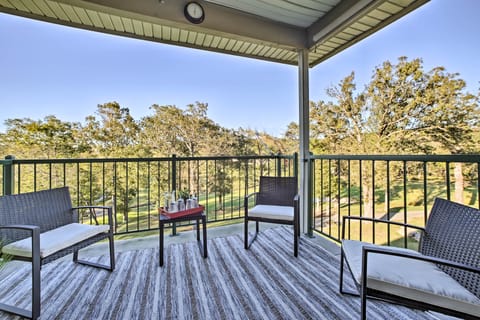 7 Mi to Branson Strip! 'The Ridge' w/ Game Room Apartment in Ozark Mountains