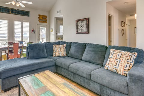 Ocean-View Beach House in Galveston, Dogs Welcome! House in Galveston Island