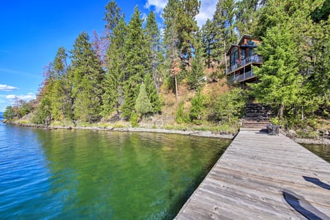 Lake Pend Oreille Home w/ Dock & Paddle Boards Cottage in Lake Pend Oreille