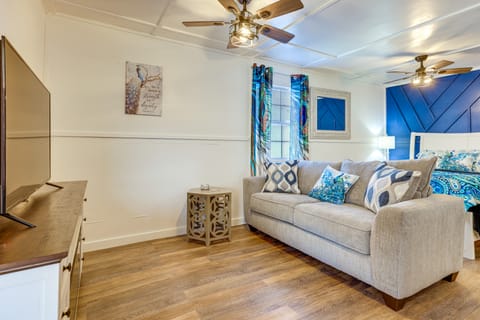 Pet-Friendly Canyon Lake Studio: Fish, Boat, Relax Cottage in Canyon Lake