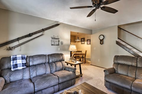 1 Block to Waterfront: Grand Lake Condo w/ Balcony Apartment in Grand Lake