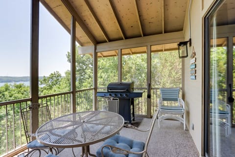 Hot Tub & Deck: Margaritaville Resort Retreat! House in Lake of the Ozarks