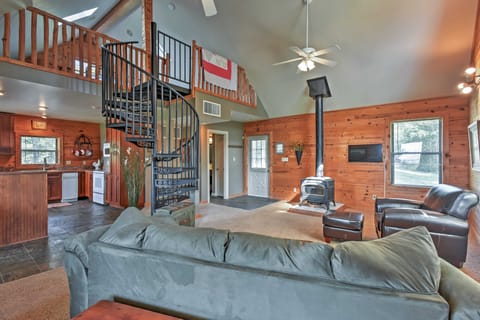 Hillside Cabin on 43 Acres w/ Private Lake & View! House in Ozark Mountains