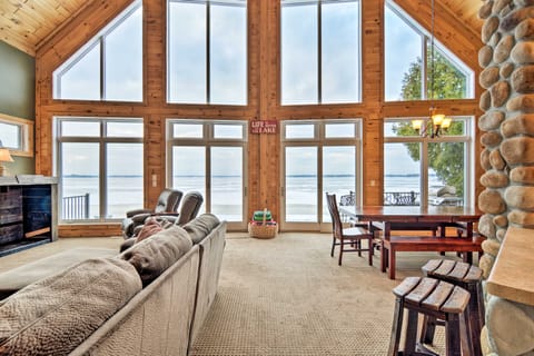 Hike & Ski! Family-Friendly Lake Mitchell Oasis House in Michigan