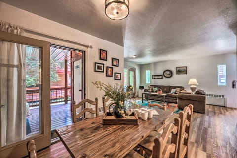 Mountain Lodge w/ Hot Tub, Walk to Grindstone Lake Apartment in Ruidoso