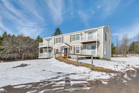 Homey Windham Condo: Hike & Ski the Catskill Mtns! Apartment in Capital District, NY, USA