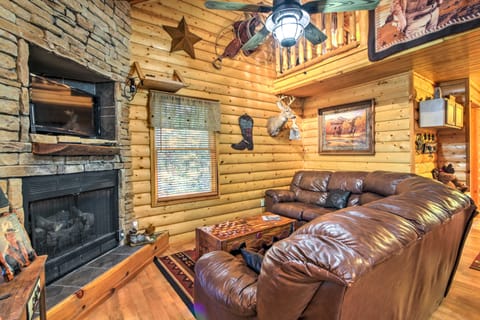 Porch & Fire Pit: Rustic Log Cabin in Smokies! House in Cosby