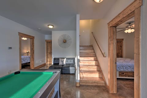 Fairplay Cabin w/ Pool Table, Deck & Mountain View House in Park County