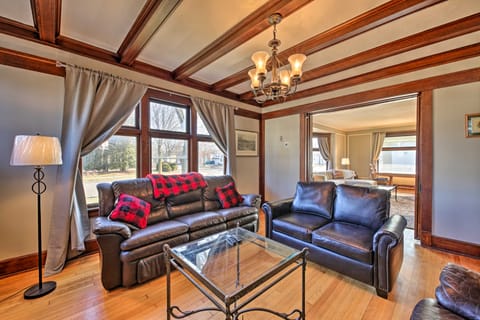 Pet-Friendly Sheboygan Home, 1 Mi to Lake Michigan House in Sheboygan