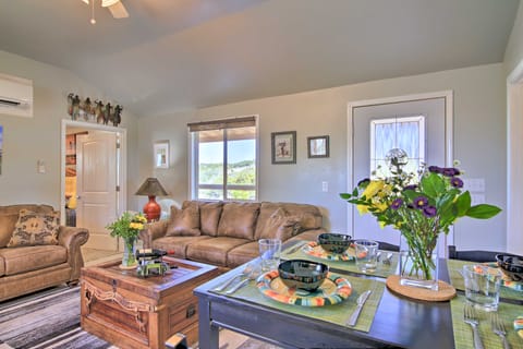 Updated Cabin w/ Fire Pit - 1 Mile From Downtown! House in Fredericksburg