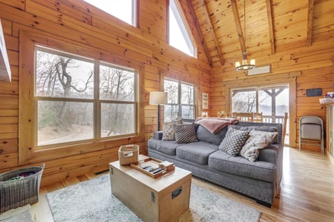 Elevated Cabin Bordering Smoky Mountain Nat'l Park House in Swain County