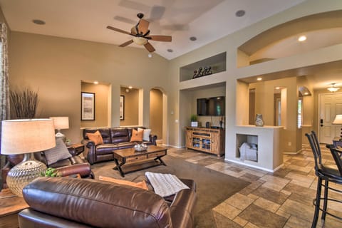 Spacious Surprise Home: 6 Mi to Wildlife World Zoo House in Surprise