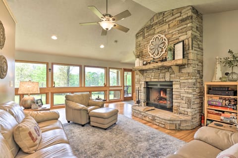 Secluded Oakland Gem w/ Hot Tub: Dogs Welcome! House in Garrett County