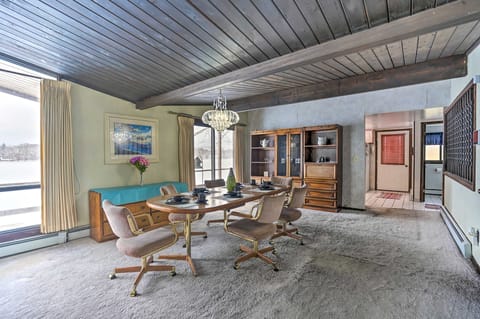 Rustic Crooked Lake Cottage w/ Views & Deck Cottage in Michigan