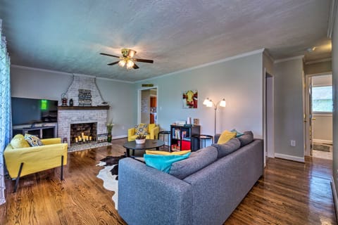 Cottage w/ Deck & BBQ: 2 Mi to Dale Hollow Lake! Cottage in Tennessee