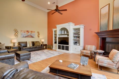 Luxe Home w/ Private Pool & Game Room in Vinita House in Ozark Mountains