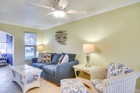 Resort Condo w/ Beach Access in Indian Shores! Apartment in Indian Shores