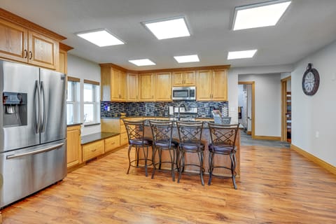 Waterfront Bay City Home w/ Dock & Boat Launch! House in Michigan