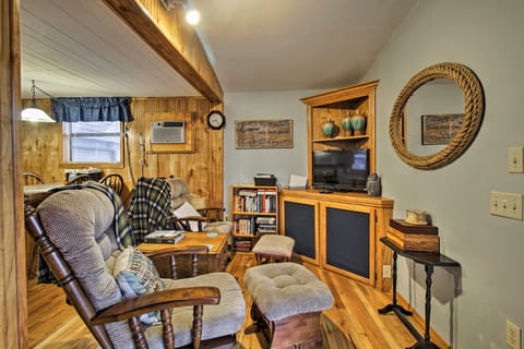 Rustic Stockton Lake Cabin Half Mile to Boat Ramp! House in Ozark Mountains