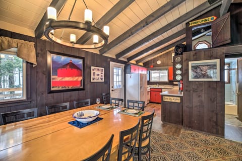 All-Season Mtn Retreat 4 Mi to Sugarbush Resort House in Waitsfield