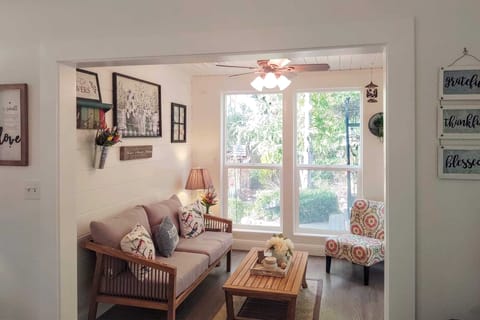 Wine Lovers’ Garden Oasis in Sutter Creek! House in Calaveras County